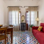 Apartment Mch Marina Charming House - Elegant In
