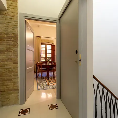 Mch Marina Charming House - Elegant In Cagliari