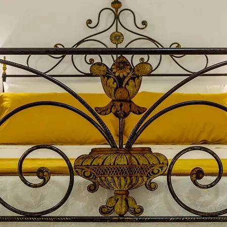 Mch-marina Charming House דירה *